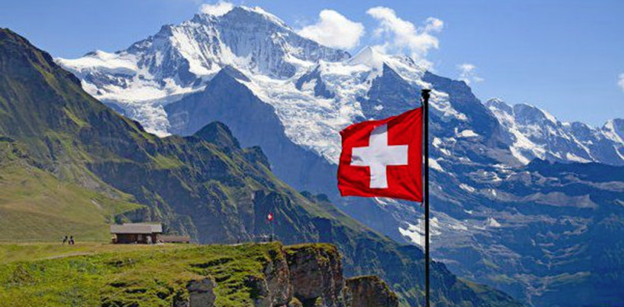 Cine vrea să meargă în Elveţia să lucreze? Elveţia va permite liberă circulaţie pe piaţa muncii pentru români. Data de la care intră măsura în vigoare