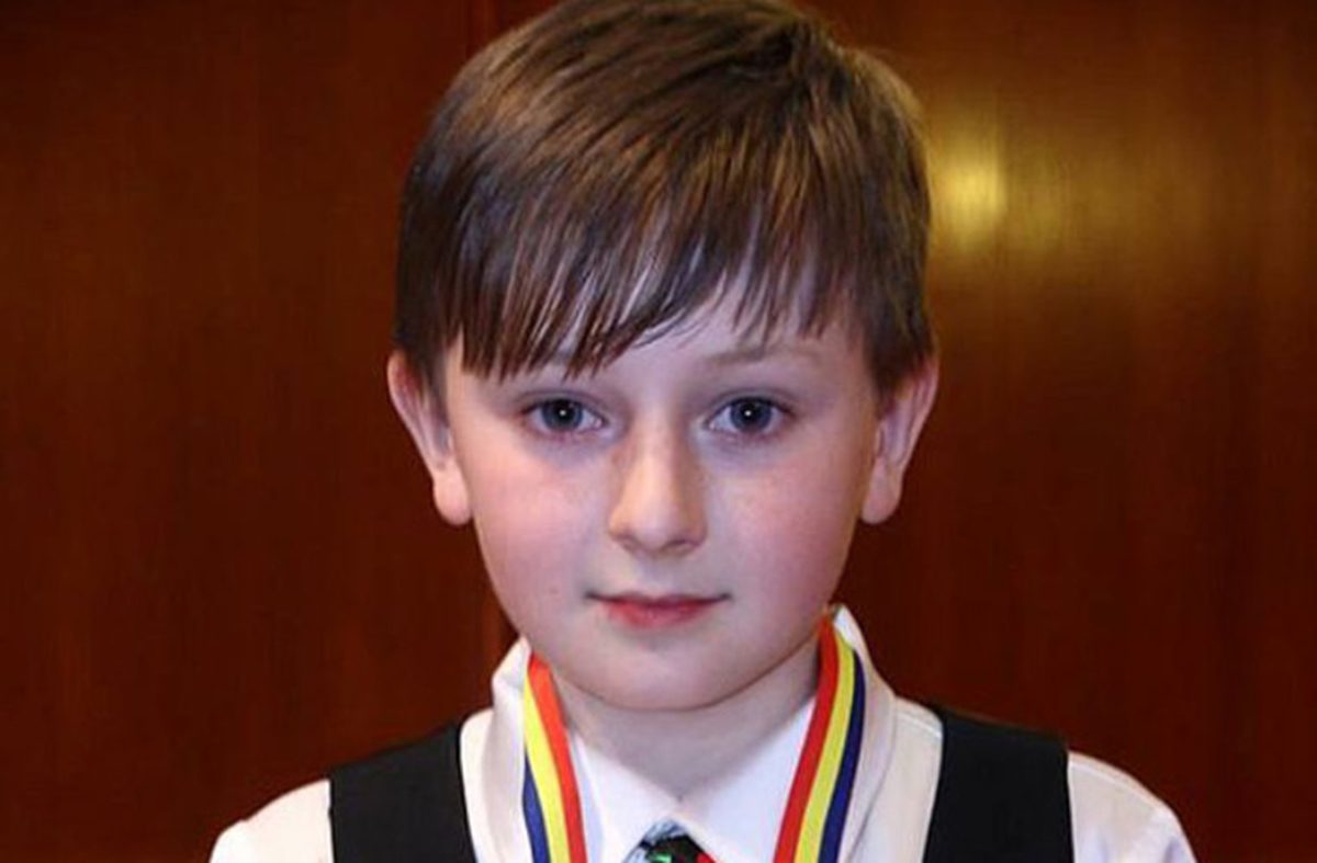 Un băiat român este cel mai bun pianist din lume