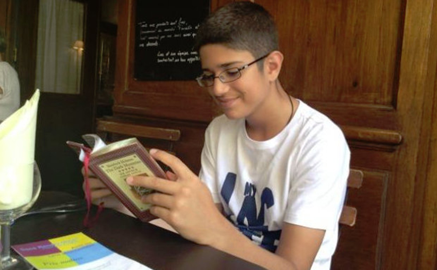Geniul din Craiova: băiatul care are un coeficient de inteligentă mai mare decât Albert Einstein