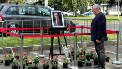 Cine este primul roman care...